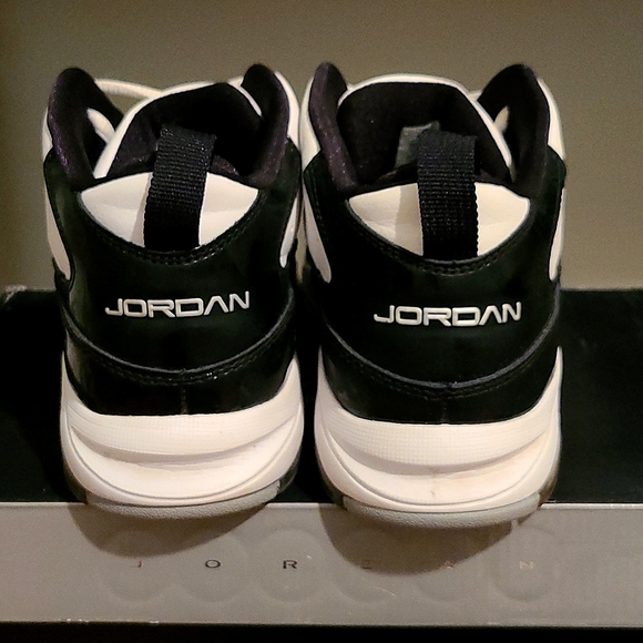 Jordan Ol' School III 5/8TH GS - Picture 6 of 9